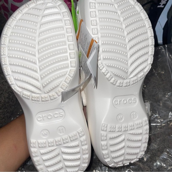 Crocs Women’s classic platform clog Sz 11 - Picture 2 of 6